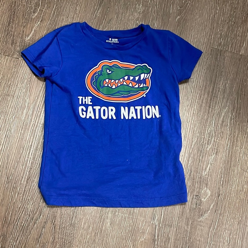 Team Athletics Toddler Girl Gators Shirt Size 4t